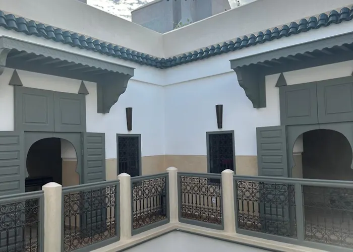 Riad Des Fragrances Dar El Bacha